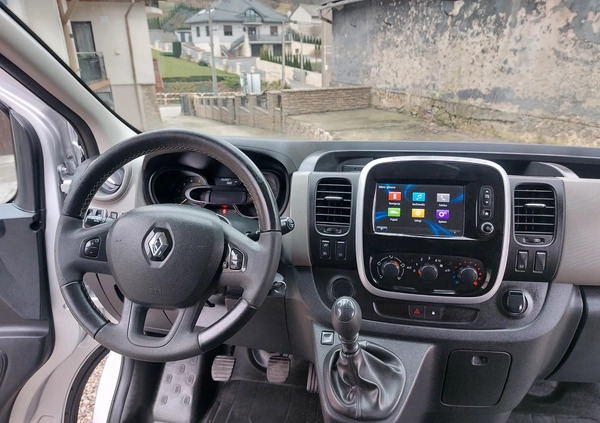 Renault Trafic cena 66900 przebieg: 262000, rok produkcji 2016 z Wolbrom małe 529